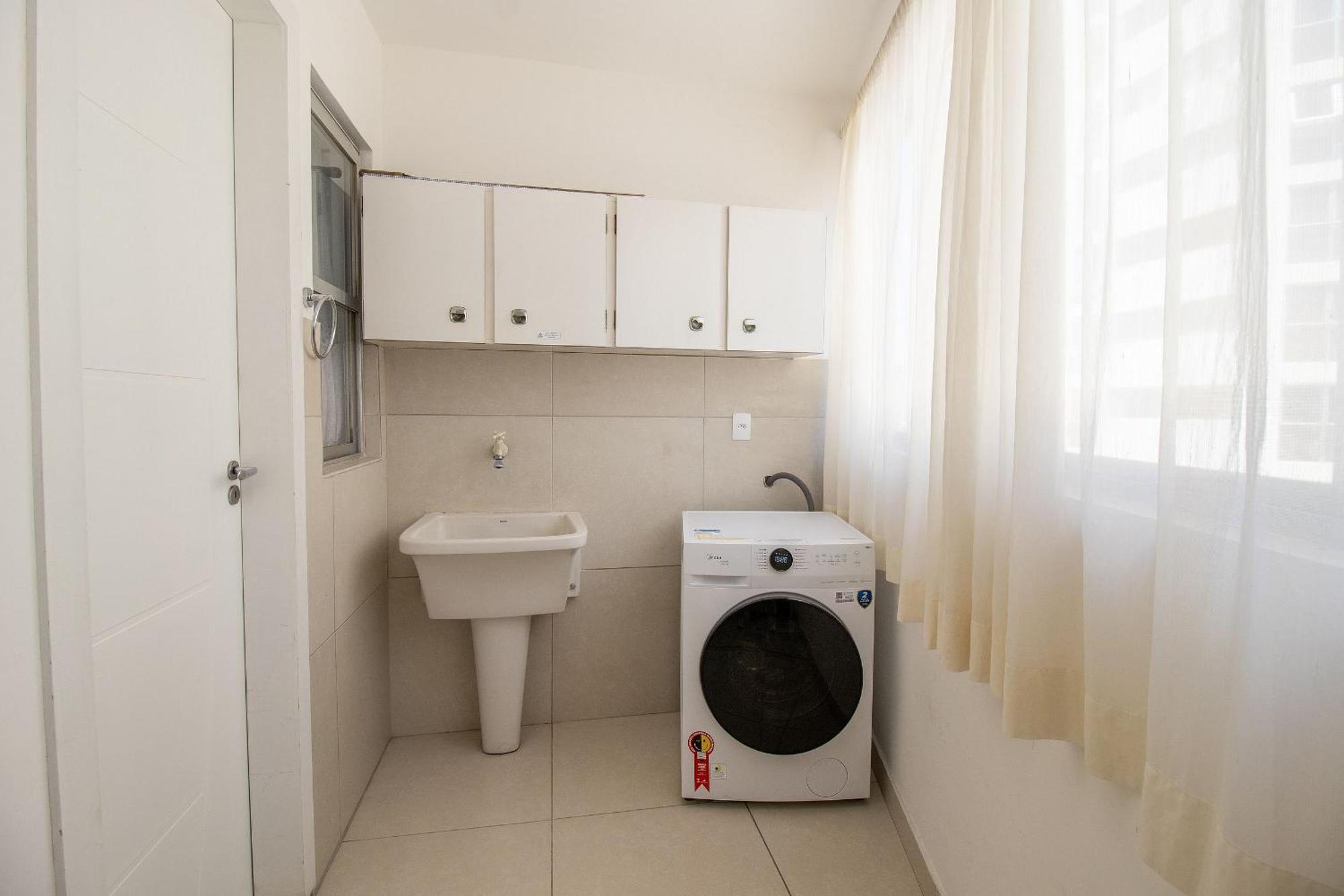 Prg31 - 4 Dr, Prox Ao Shopping Atlantico, Garagem